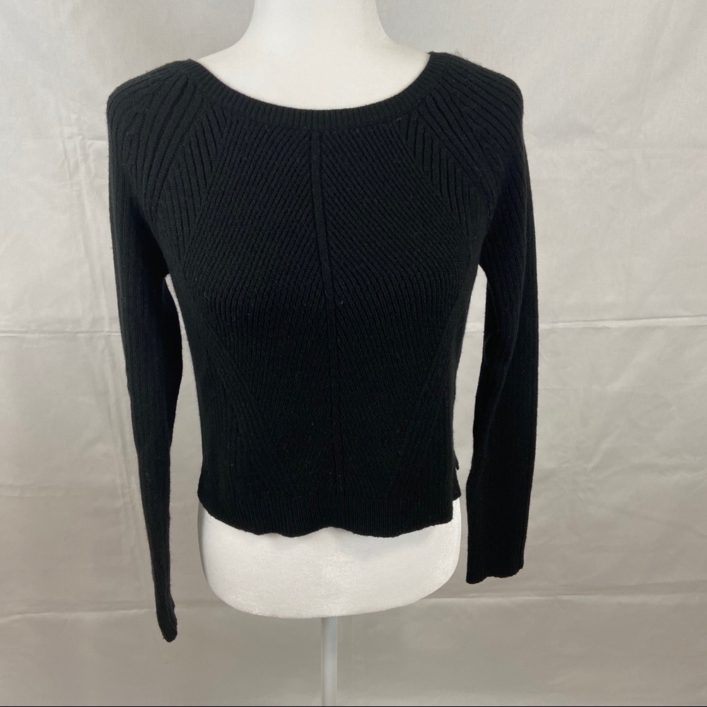 Express Women’s Black Knit Sweater Size Medium
